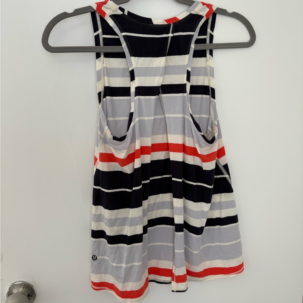 Lululemon All Tied Up Tank Top Striped Size 4 - Picture 3 of 8